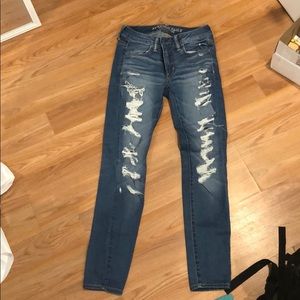American Eagle medium wash ripped jeans